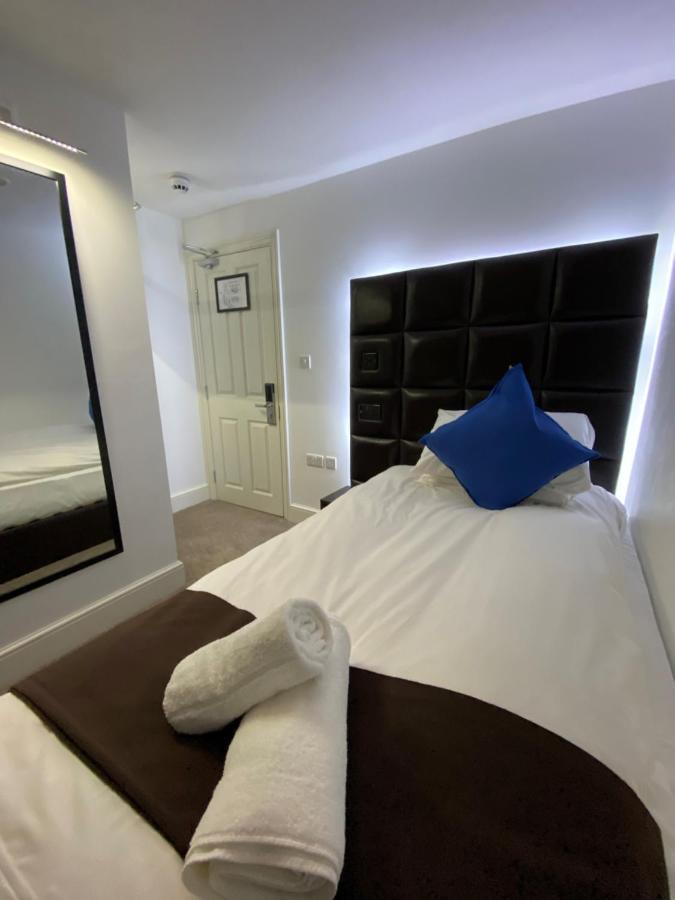 The Charles Hotel Chatham  Extérieur photo