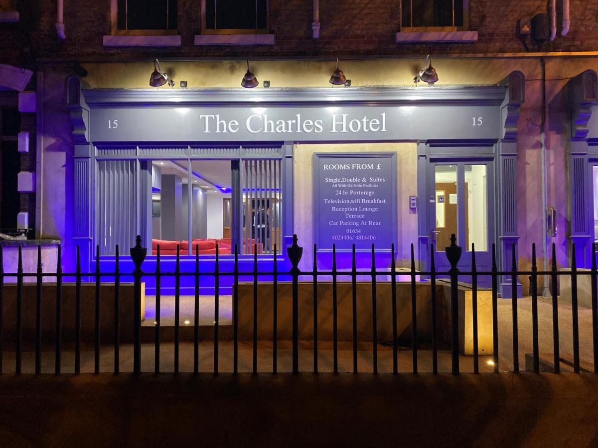 The Charles Hotel Chatham  Extérieur photo